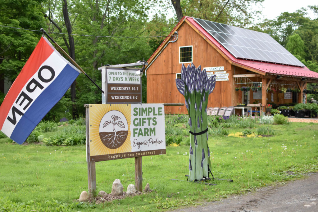 https://pvsquared.coop/wp-content/uploads/2019/08/Simple-Gifts-Farm-Amherst-Solar-6-1024x683.jpg